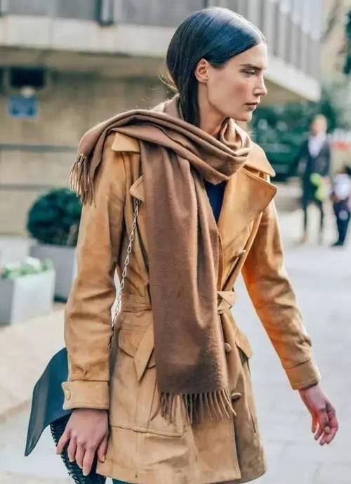 冬季围巾怎么搭配才保暖又时髦？记住这4个小技巧就足够了