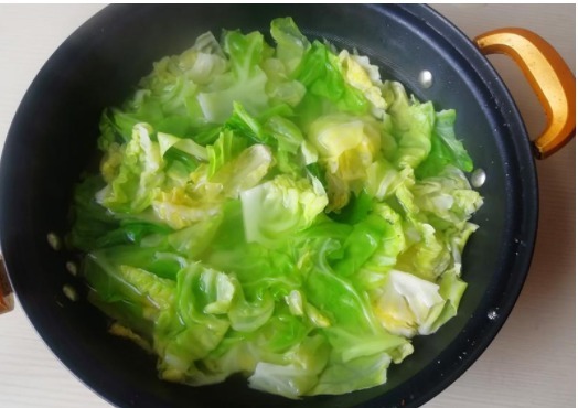 包菜这样做,比手撕包菜还香,做法一样简单,又香又下饭