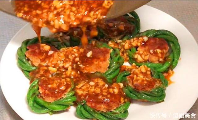 豆角|夏天我家豆角从不炒着吃,煎一煎8分钟就上桌,比红烧肉还解馋