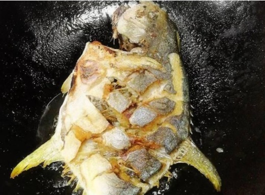 这种鱼一定要红烧,鲜香味美,做法简单