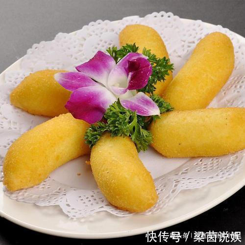 香蕉|70岁奶奶卖炸香蕉，十元一根，一天收入一千多块，生意超红火