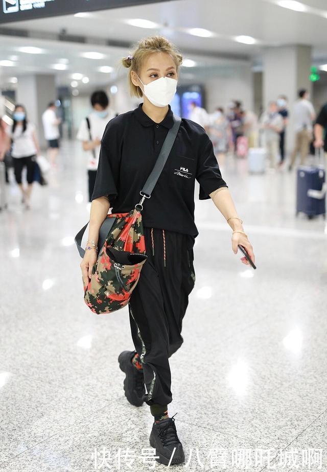 扔掉|扔掉你的阔腿裤吧!穿上就变矮土壮,哪里够这四款来的时髦显瘦