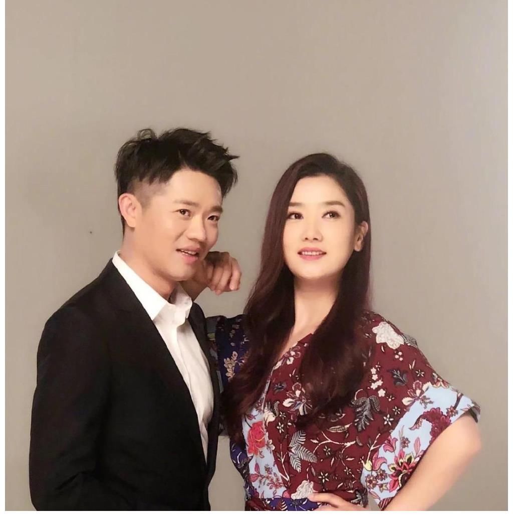 直播|豪言要开十万人的演唱会,今直播间不到200人,安与骑兵经历了啥