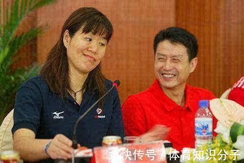 中国男排|中国女排选帅黑马杀出,王宝泉正式退出,蔡斌迎来两大强敌