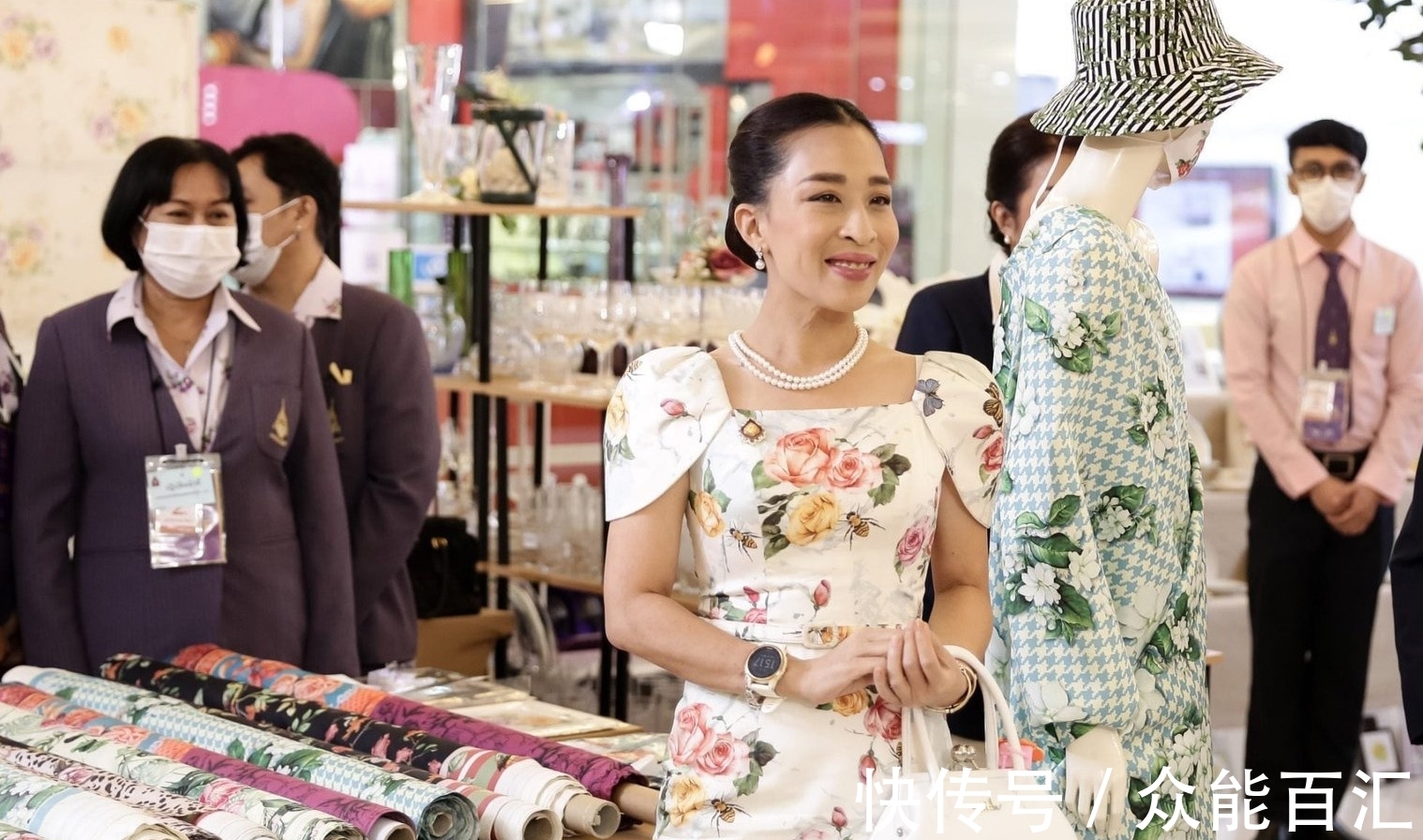 诗琳通公主#泰王抬举诗尼娜贵妃,是不是因为苏提达王后跟诗琳通公主太亲近?