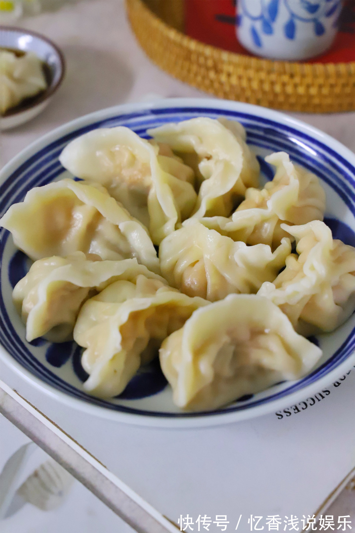 包饺子|夏天多吃此碱性蔬菜,用来包饺子,比韭菜鲜嫩,清香味美不上火