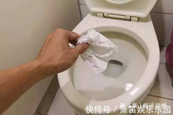 马桶|用过的卫生纸是丢进马桶冲掉,还是丢进纸篓?原来这些年都错了