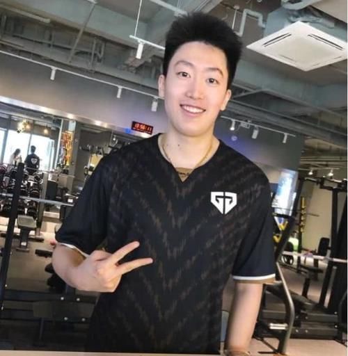 禁赛|管泽元停职后续，从LPL彻底“消失”，网友一片叫好