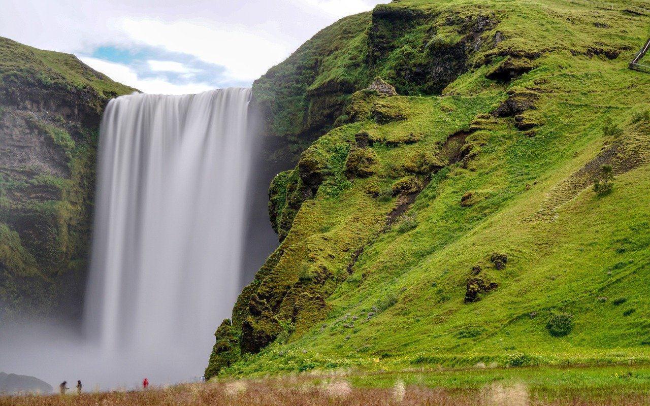 婆婆|坐月子时，婆婆催我要二胎：你能养的话，我再生一打