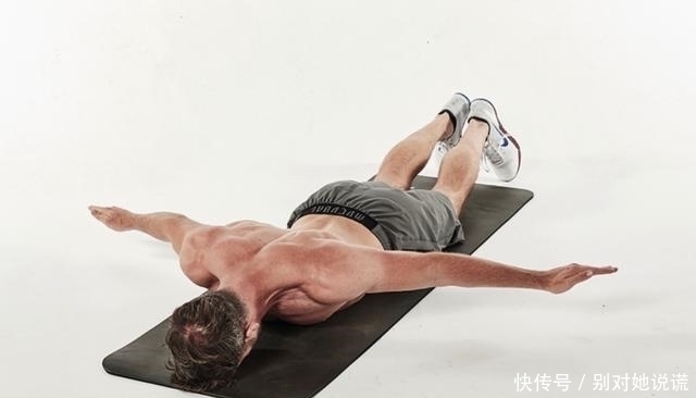 瑜伽垫|10个动作从每个角度精准燃爆你的腹肌,让你的腹部赘肉无处藏身