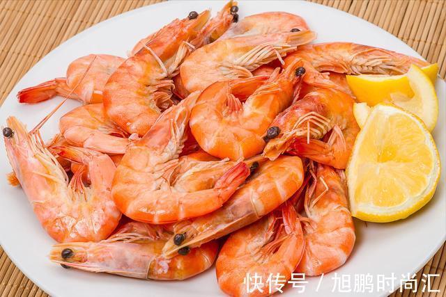 渔民|白灼虾，冷水还是热水煮？老渔民教你多做1步，大虾鲜甜无腥味