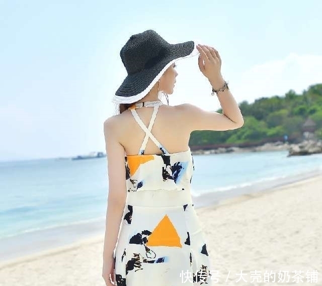 小姐姐|性感潮流的比基尼小姐姐,展现美女靓丽的身姿,勾勒出精致浪漫