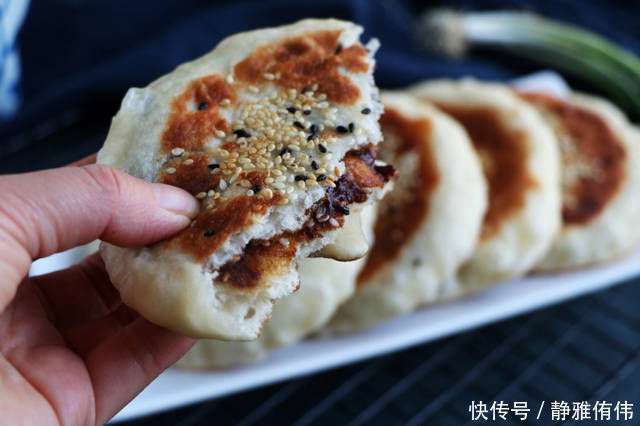 冬天就馋这懒人面食,不揉面不发面,柔软又好吃,10分钟搞定早餐