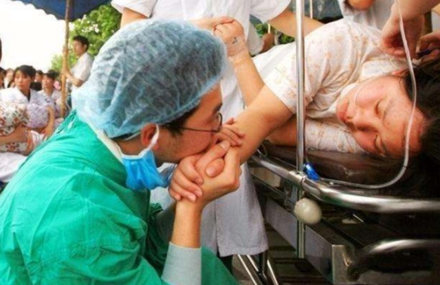 热情感|父亲姓“柳”,给宝宝取名后得意洋洋,媳妇怒了:你倒着念试试