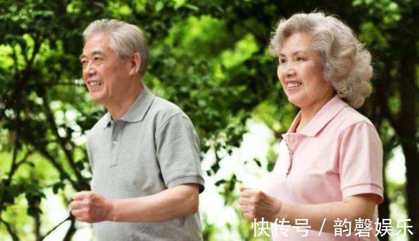 营养物质|百岁老人传授的养生经验,不同年龄不同方法,受益终身