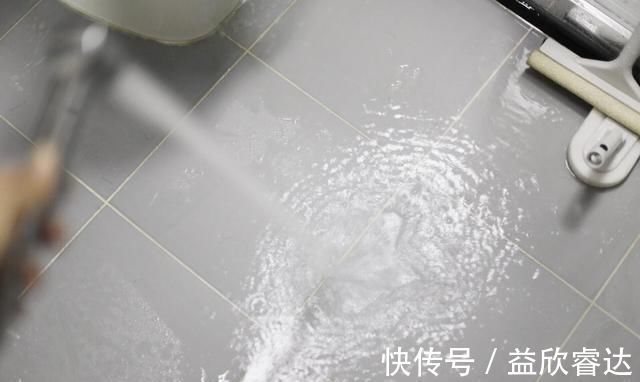 马桶|卫生间记得装这11个小东西，不贵，入住才知有多实用