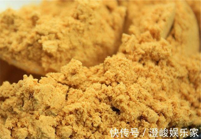 饵料|黄豆粉钓鲫鱼有奇效，再配上酒米做窝料，夏季钓鲫鱼的黄金搭档