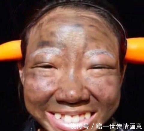 白富美|奇闻:女子长相丑陋,化妆成为白富美后,这辈子都不想卸妆了