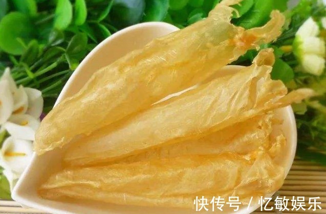 女性朋友|女人的“胶原蛋白”找到了,35岁后要舍得吃,紧致皮肤不显老