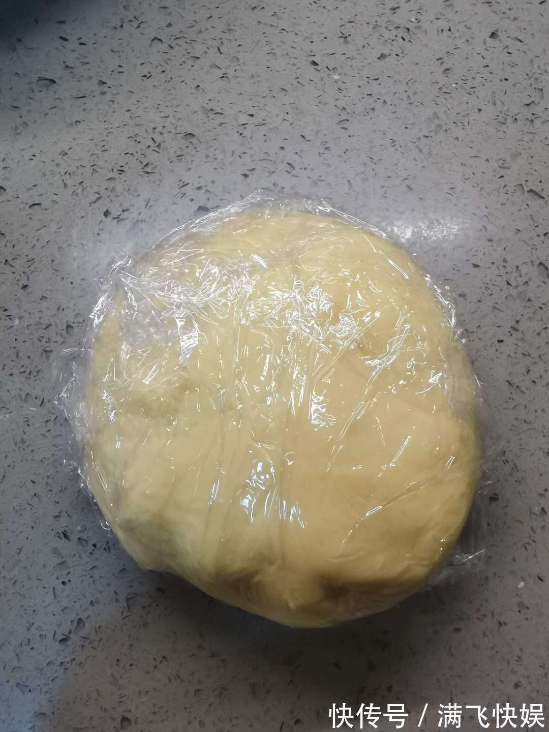 要点|炸油条时，谨记这3个要点，油条蓬松柔软，有空心，一次就成功