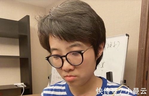 奇葩说|奇葩说辩手邱晨被人民日报痛批,退出节目录制,关闭社交账号