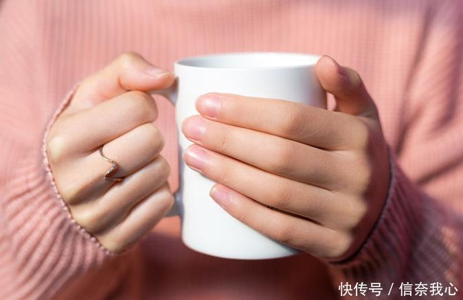 解答|早晨空腹喝水,是对还是错呢,一起来看营养师的解答