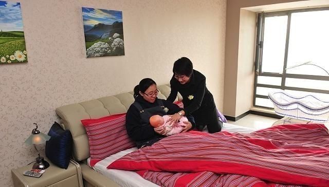 分娩|分娩刚结束,产妇说了句“想上厕所”,医生需要再次进行手术