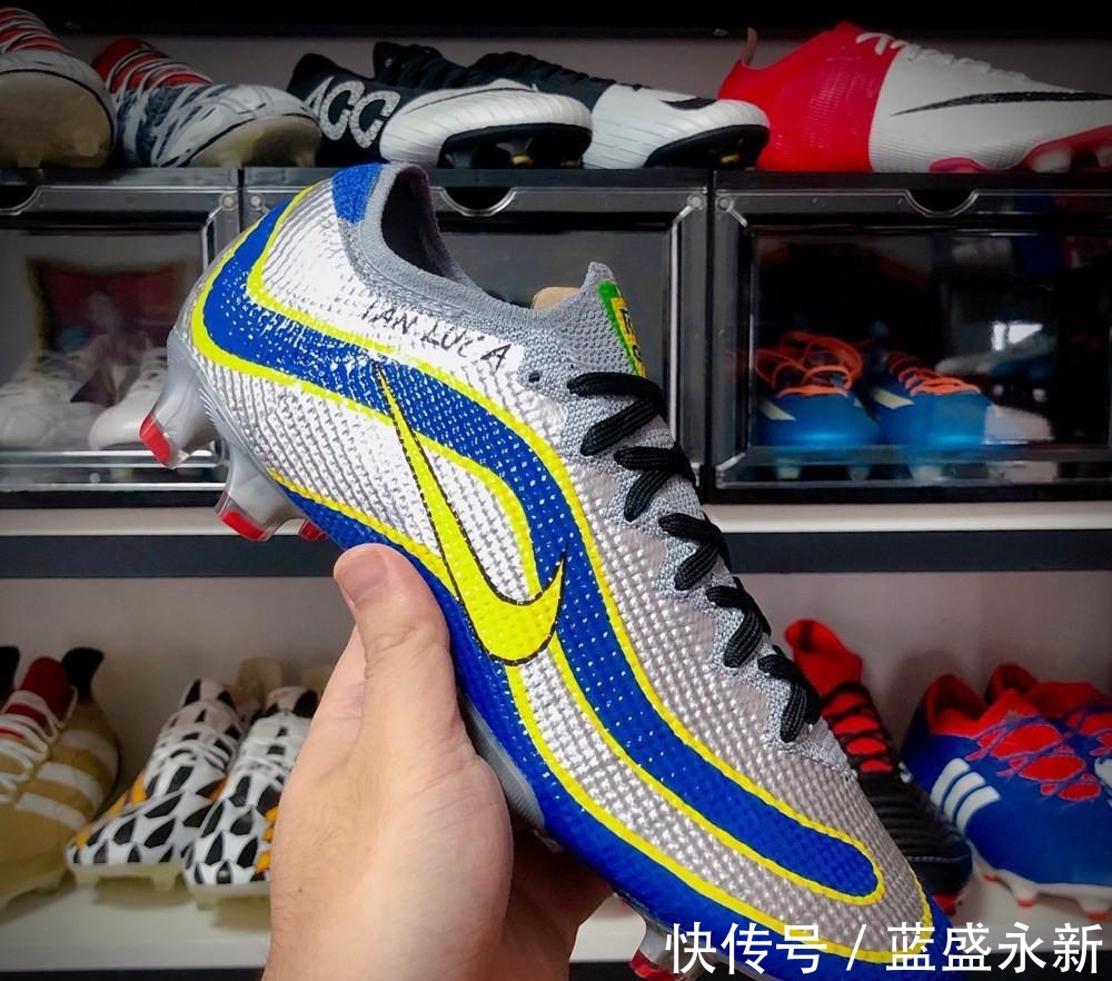 足球俱乐部 Pete郑为磐田喜悦前锋打造定制Nike Mercurial足球鞋!