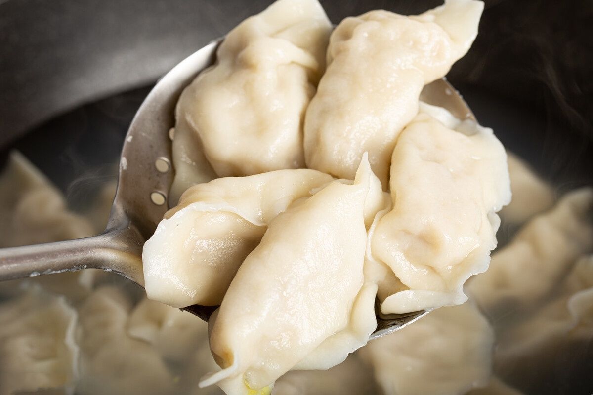 拌白菜肉馅时，最忌用盐杀白菜！学会饭店的做法，猪肉鲜香白菜嫩