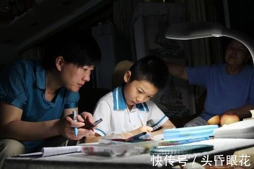 东东|“爸爸,我好累好想睡一会儿”,孩子累得趴下再也没醒来,心疼