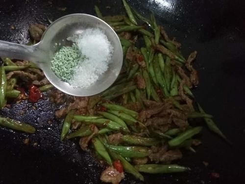 5月女儿就馋这菜，我家每周准吃3次，营养又好吃，每次上桌必光盘