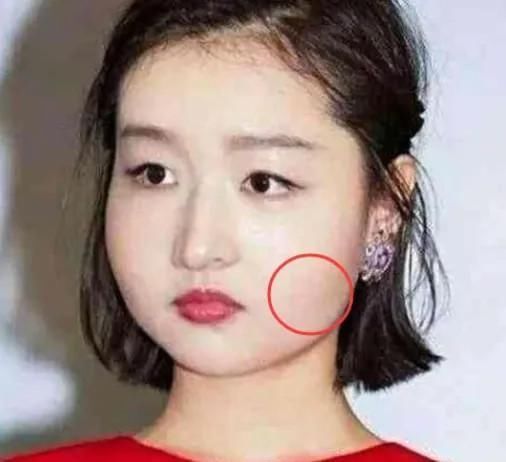 女生脸的“尺寸”变得越来越大多半有这3习惯，00后“趁早”改