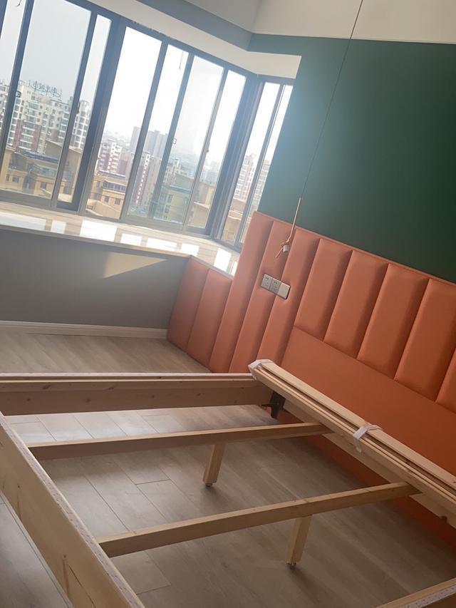 电视背景墙|新房终于装修结束，保洁做完准备布置家具家电，分享给大家看看