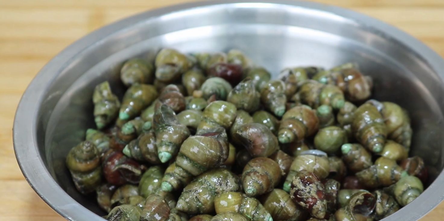 家里有带孔的菜刀，有一种实用效果，我也是刚知道