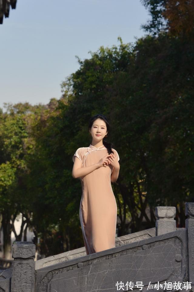 织女!诗·三十三首丨多少相思和别恨,年年倾倒在今宵