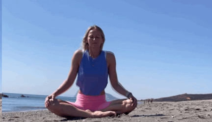 胸腔|脖子酸、肩膀硬?15分钟肩颈瑜伽帮你深度放松肩颈