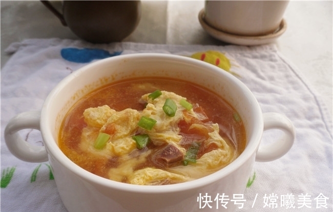 鸡蛋此做法,营养全面吃不胖,口感蓬松嫩滑,像云朵一样漂亮