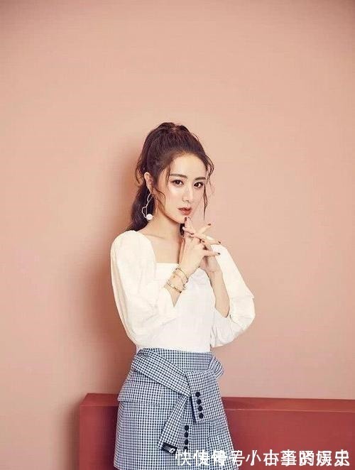 雨伞 薇娅懒人伞一晚爆红,39度出门不怕晒,网友防晒霜可以扔了!