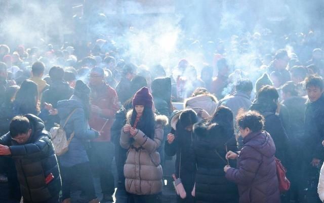 烧香|烧香为何要烧3根,而不是烧4根,其中有什么讲究