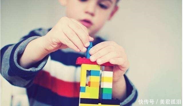 小学生作文|小学生作文《怀孕》火了,妈妈看后笑出鹅叫懂得负责,比你爸强