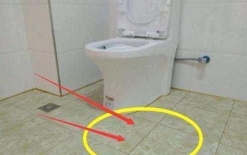 美缝|卫生间装修千万不要做瓷砖美缝,师傅说很容易弄错了