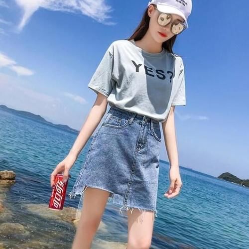 T恤简约不简单！不同款式呈现的风格不同，如何选择有技巧