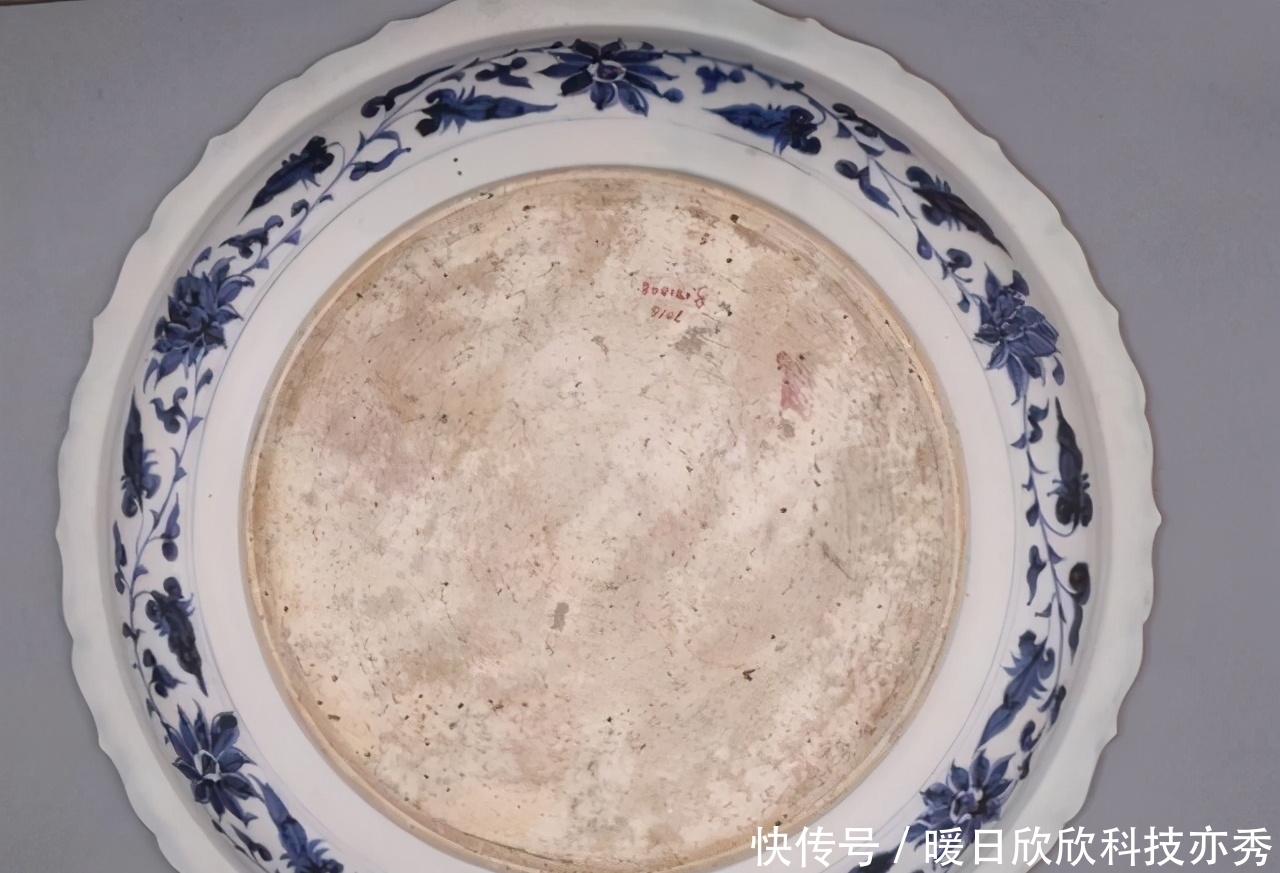 浅谈;元青花之谜