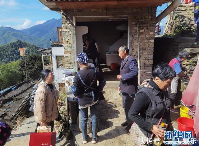 老年|美在山村有远亲 欢欢喜喜庆牛年