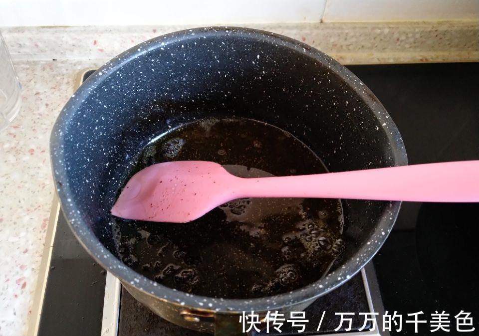 豆豉|家常酸菜猪肉饺子，东北人都喜欢吃，好吃到停不下来