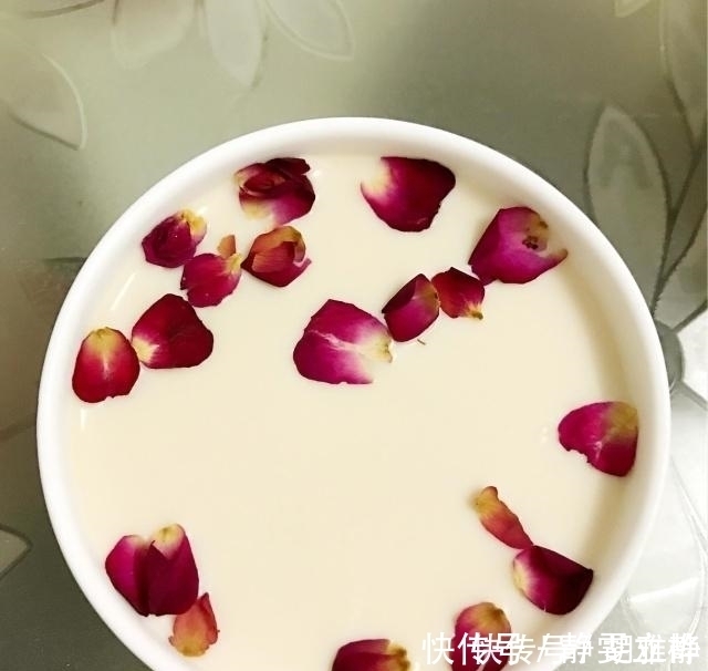 玫瑰花|教你用牛奶做小吃，不蒸不烤，入口即化清凉美味，健康又营养！