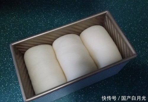 鸡蛋|吐司面包不用出去买了,1个鸡蛋1碗面,自己在家就能做,口感超赞