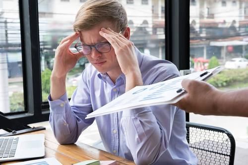 别光补钙维生素D也要吃，身体出现这4种不适，都是缺乏维生素D