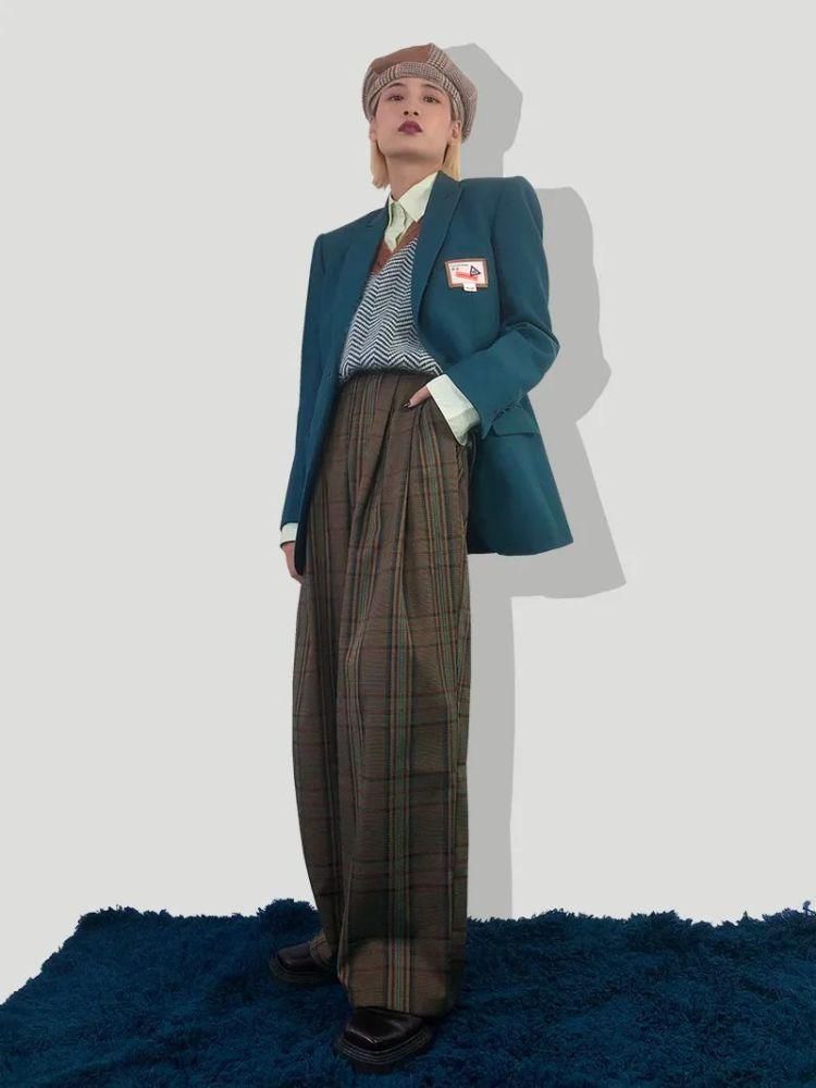 冬天冷飕飕，卫衣+羽绒保暖有型又不费时间！