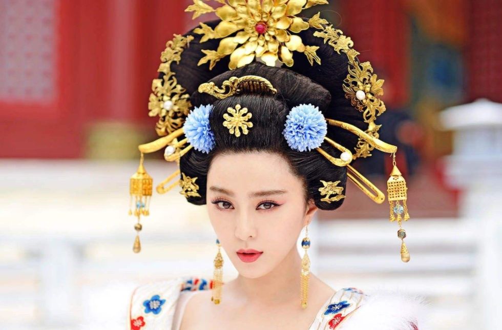 不想|武则天称帝15年，为啥不把皇位传给武家人？不是不想，而是不能